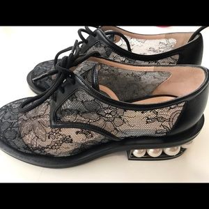 NICOLAS KIRKWOOD CASATI BLACK LACE DERBY 36